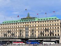 Stockholm. Eberhardt-Bus vor Grand Hotel