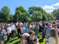 Stockholm. Midsommar in Skansen. Jetzt wird getanzt