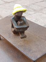 Schweden Rad 2024: Stockholm - Iron Boy - Boy watching the moon