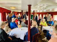 Göta Kanal Kreuzfahrt - Willkommensgespräch mit Kapitän