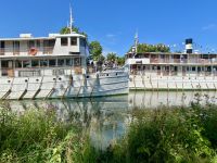 Göta Kanal Kreuzfahrt - Begegnung mit MS Juno