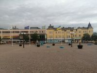 Spaziergang durch Motala am Abend