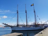 Gemeinsamer Spaziergang durch Marstrand