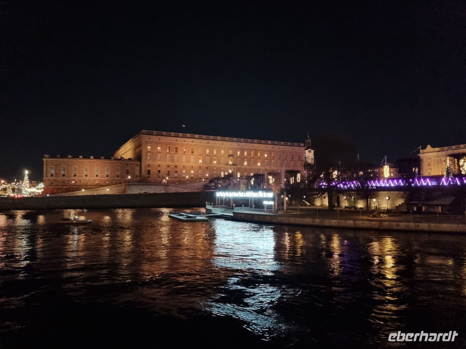 Weihnachtlicher Spaziergang durch Stockholm - Königliches Schloss