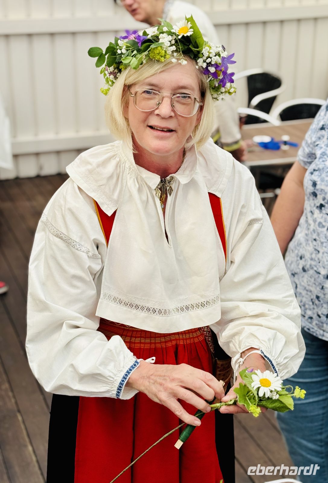 Tag 4 - Blumenkranzbinden am Mittsommertag