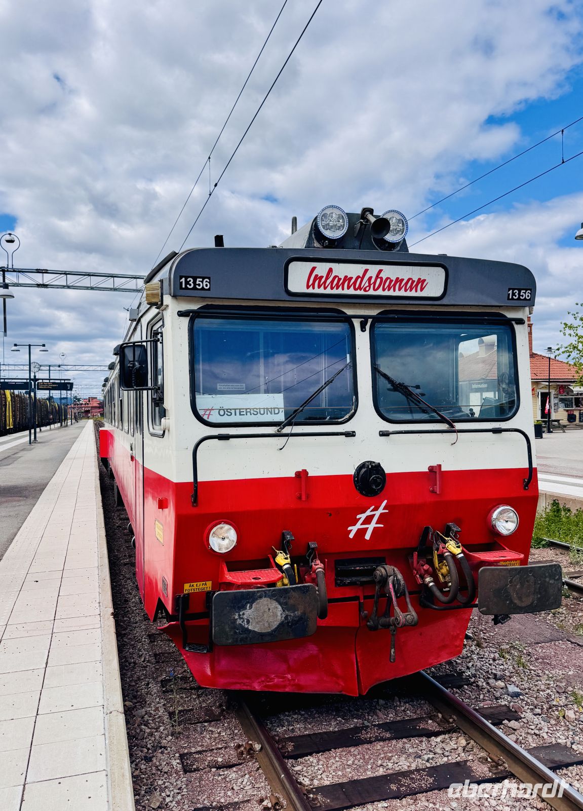 Tag 4 - Fahrt mit der Inlandsbahn