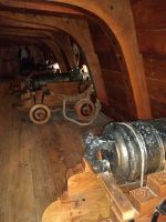 Kanonen auf dem Schiff 