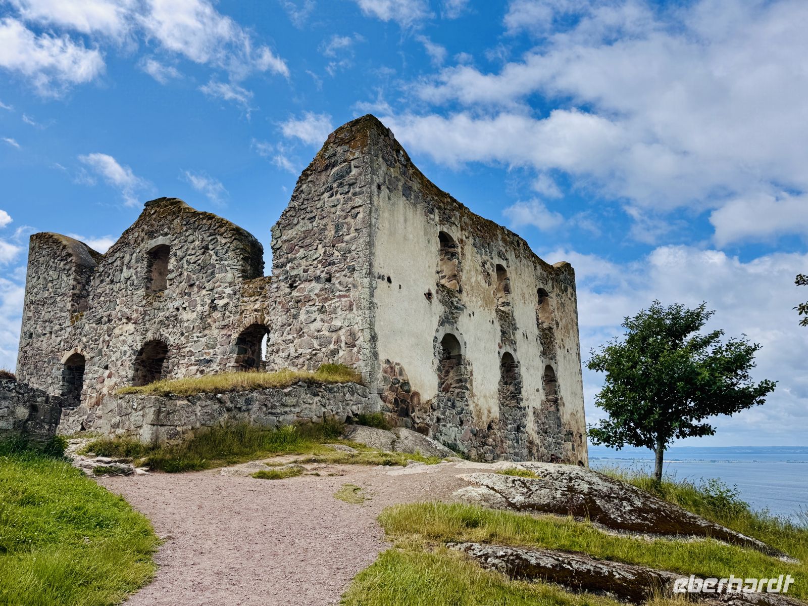 Tag 11 - Schlossruine Brahehus mit Blick zum Vätternsee