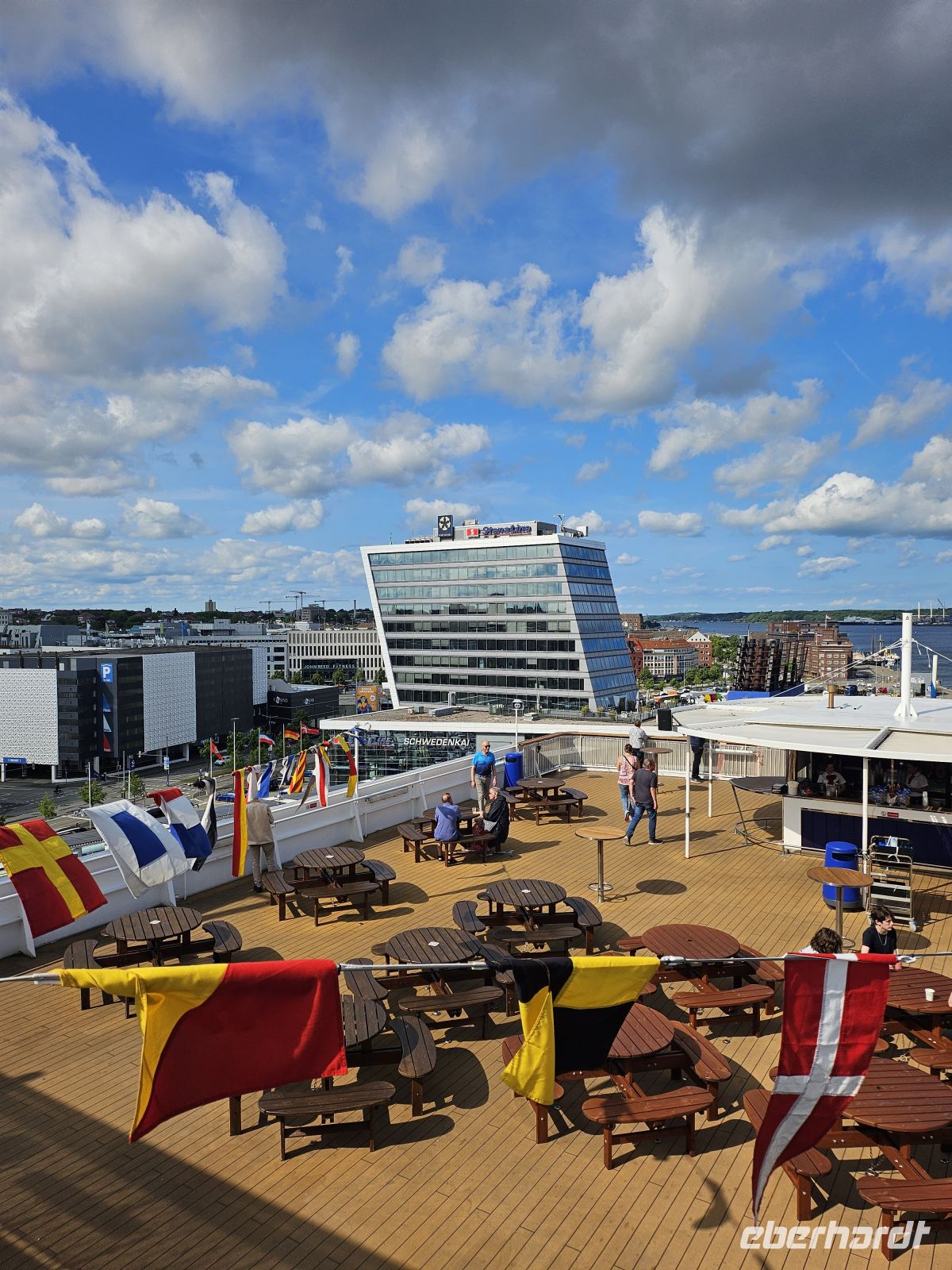 Auf der Fähre - es geht los!