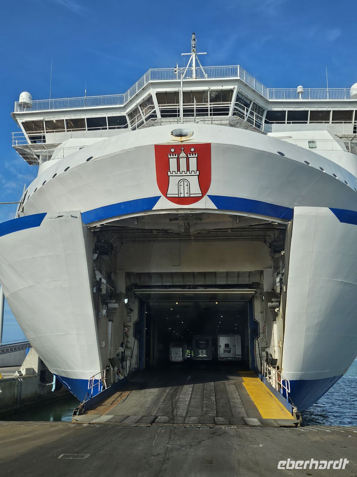 Auffahrt auf die Fähre