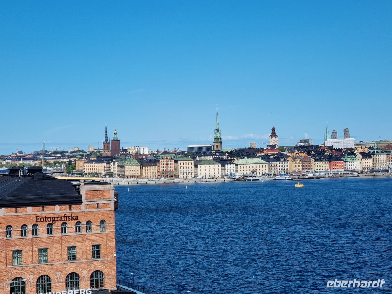 Blick von der Insel Södermalm auf die Altstadt Gamla Stan