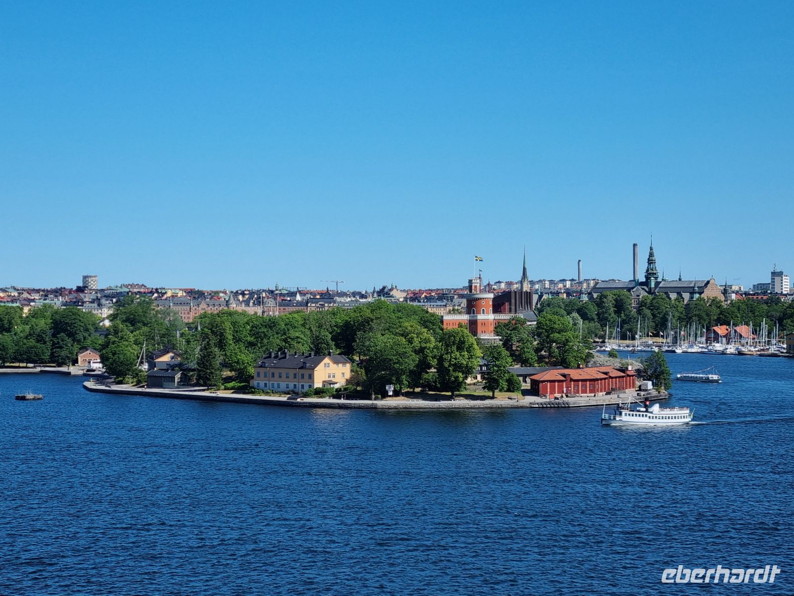 Blick von der Insel Södermalm auf die Insel Kastellholmen 
