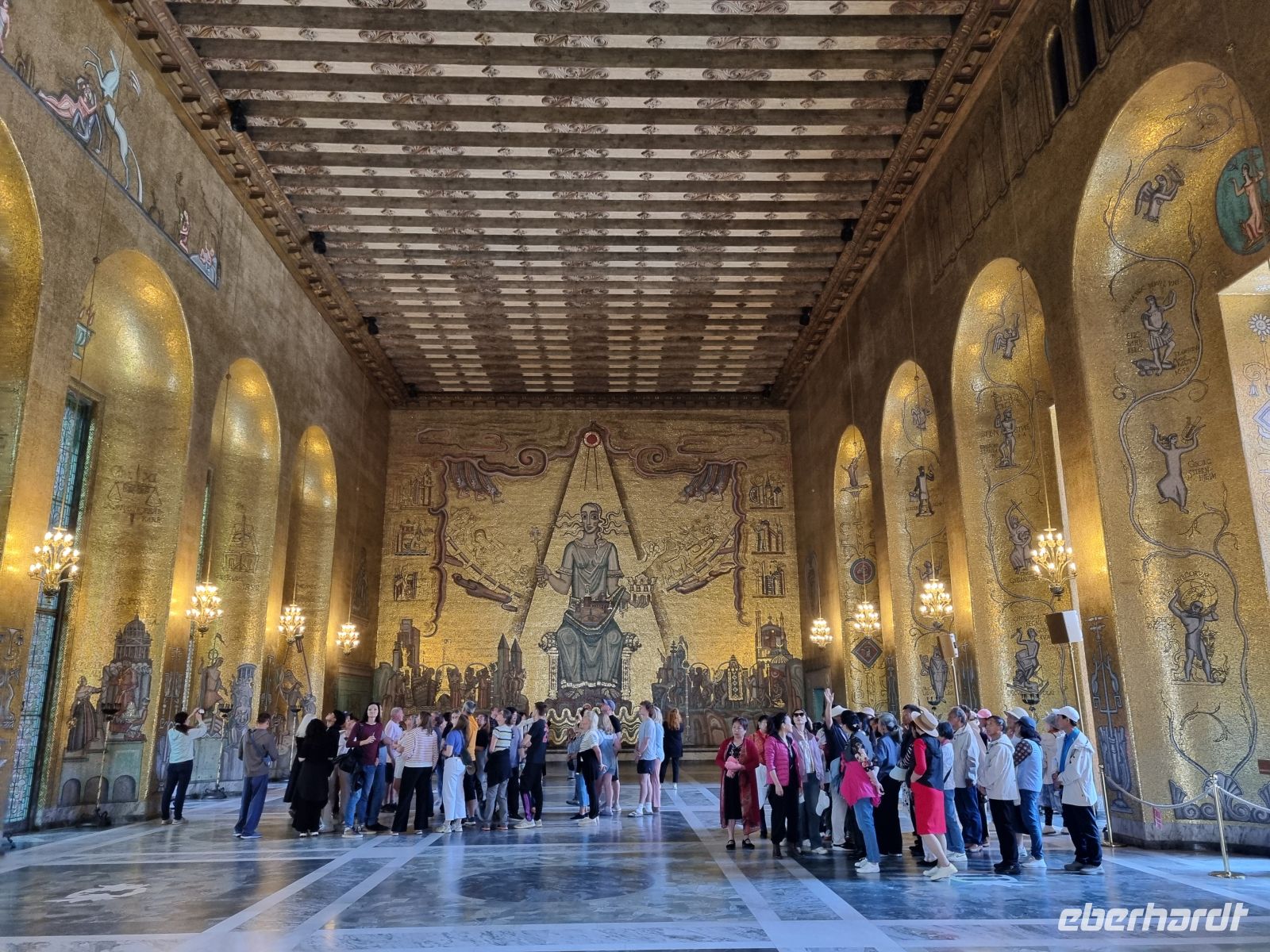 Stadshuset - Goldener Saal mit dem Mosaik der „Königin des Mälarsees“