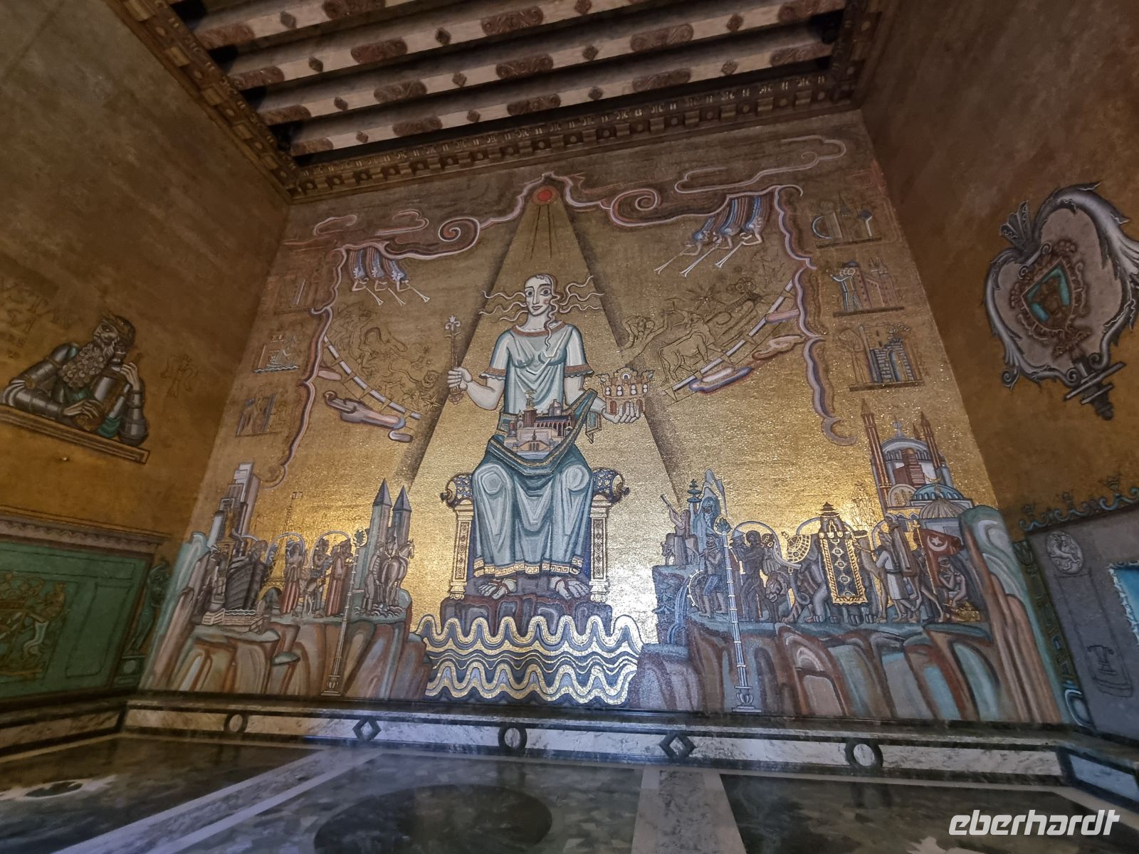 Stadshuset - Goldener Saal mit dem Mosaik der „Königin des Mälarsees“