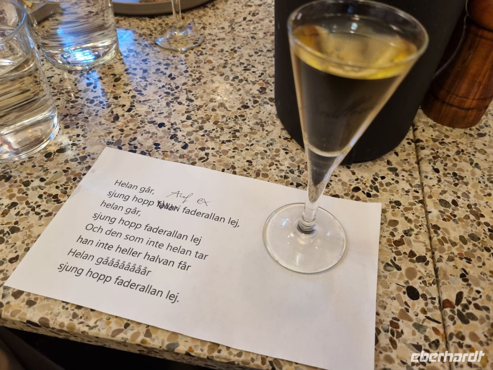 Besuch der Markthalle (Östermalms Saluhall)