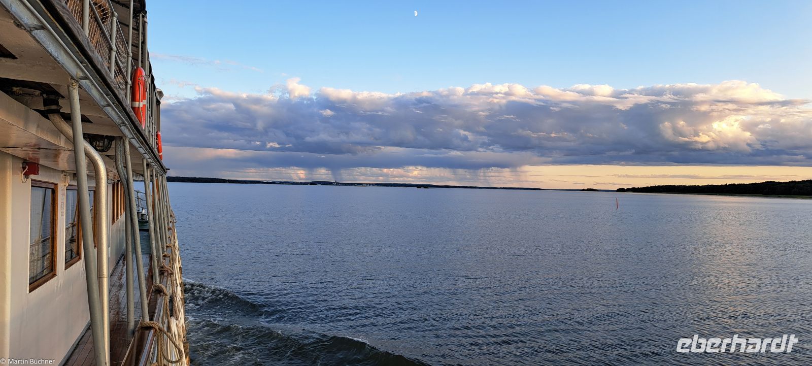 Nachtfahrt auf dem Vänern