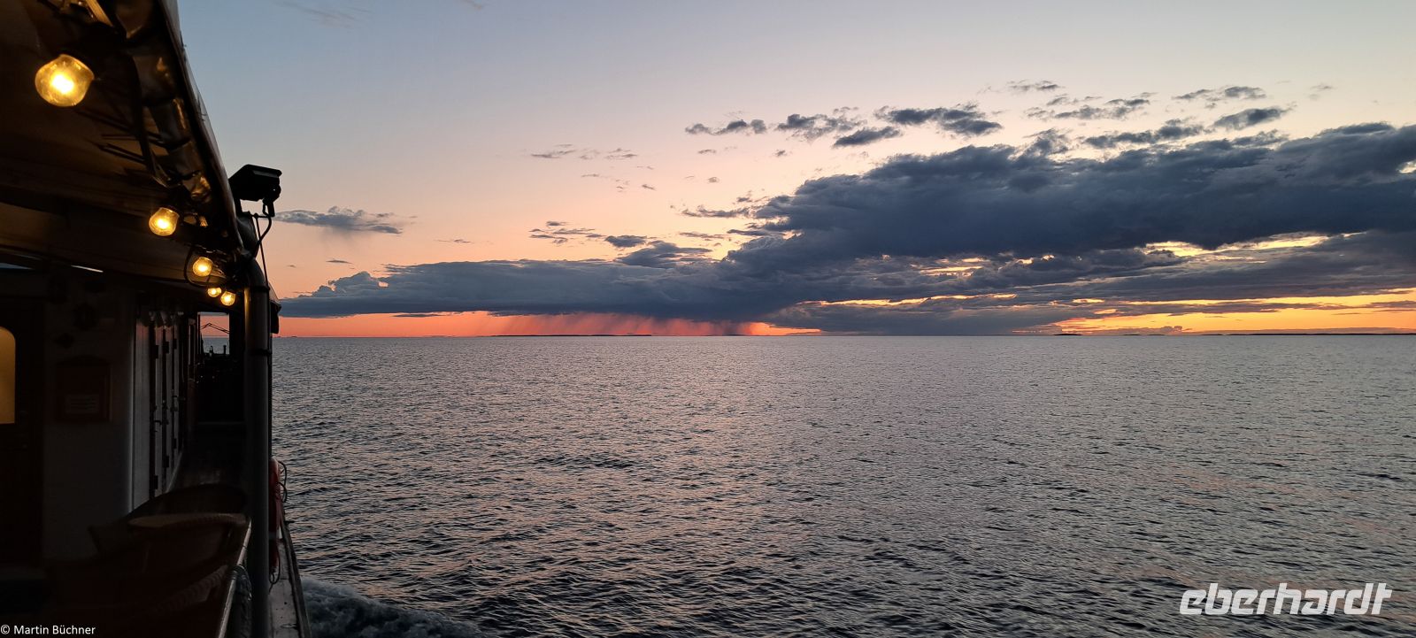 Nachtfahrt auf dem Vänern