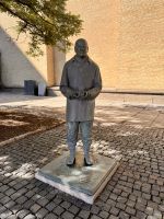 Victor Hasselblad mit Mittelformat Kamera, Götaplatsen, Göteborg