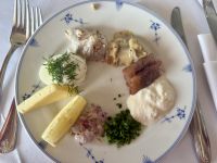 Mittagessen, MS Diana