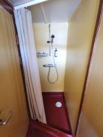 Duschen unteres Deck, MS Diana