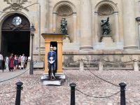 Stockholm. Am Schloss