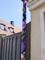 In Simrishamn werden auch Fallrohre bestrickt