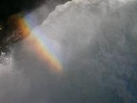 Regenbogen am Slettafossen