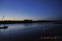 Weiße Nächte von Stockholm kurz nach Mitternacht, die Sonne geht schon wieder auf