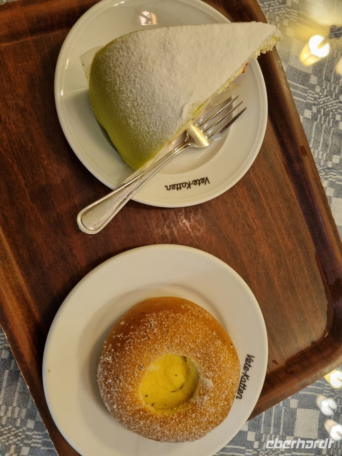 Fika-Pause im Café 