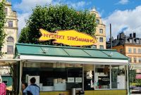 Göta-Kanal Stockholm -  Berühmter Fischwagen Nystekt Stromming