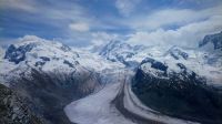 ... Monte Rosagruppe mit Dufourspitze wolkenverhangen