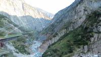 066 Fahrt durch die Schöllenenschlucht