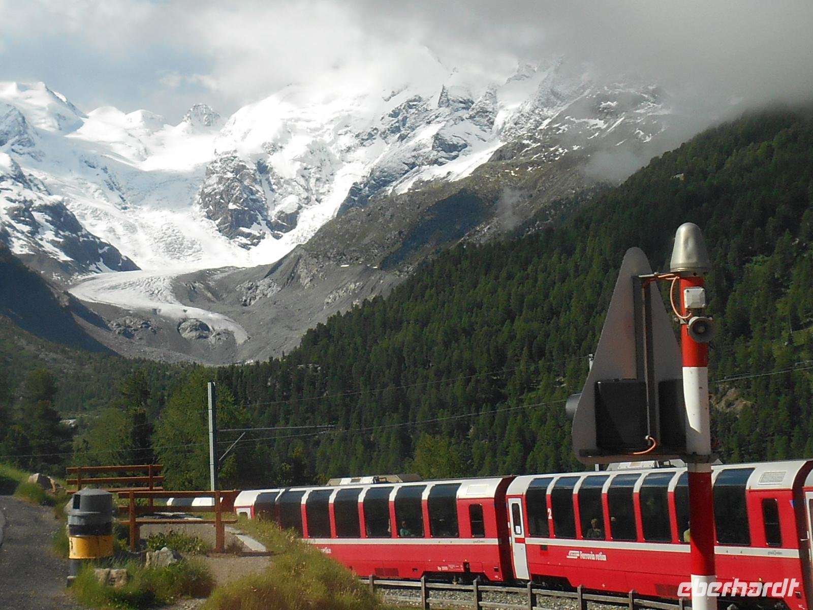 Fahrt mit dem Bernina-Express (Morteratsch-Gletscher)