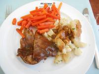  Fahrt mit dem Glacier-Express (Mittagessen)