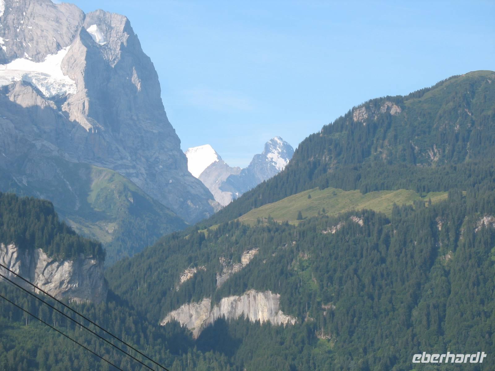 Blick auf Mönch und Eiger