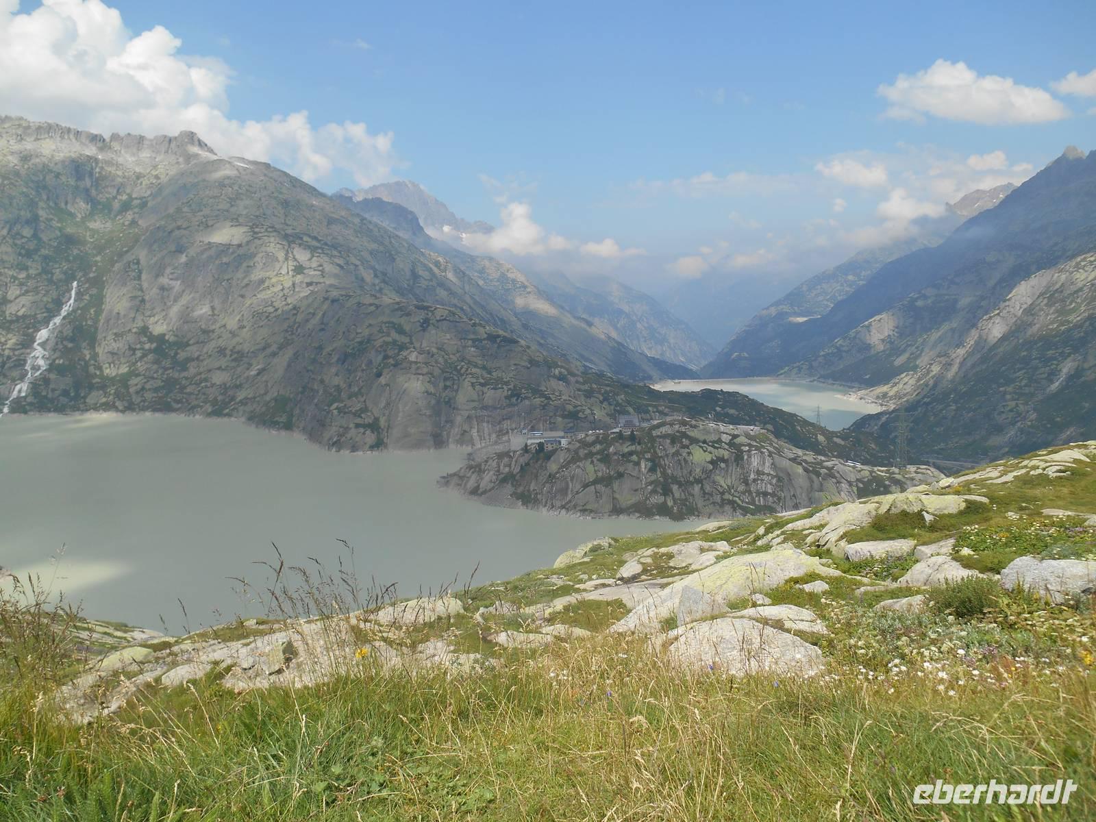 Fahrt vom Grimselpass nach Interlaken (Grimselsee und Räterichsbodensee)