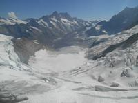 Fahrt mit der Jungfraubahn (Panorama von der Station Eismeer)