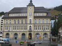 0039 Glacier-Bernina-Express- Ortsrundgang St. Moritz  - Schulhaus