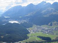 0205 Glacier-Bernina-Express- Auffahrt zum Mouttas Muragl - Blick auf St. Moritz und die Oberengadiner Seen