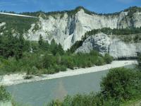 0258 Glacier-Bernina-Express- Fahrt mit dem Glacier-Express - in der Rheinschlucht