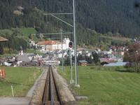 Glacier.Express-Fahrt von Tiefencastel nach Andermatt-Blick auf Disentis