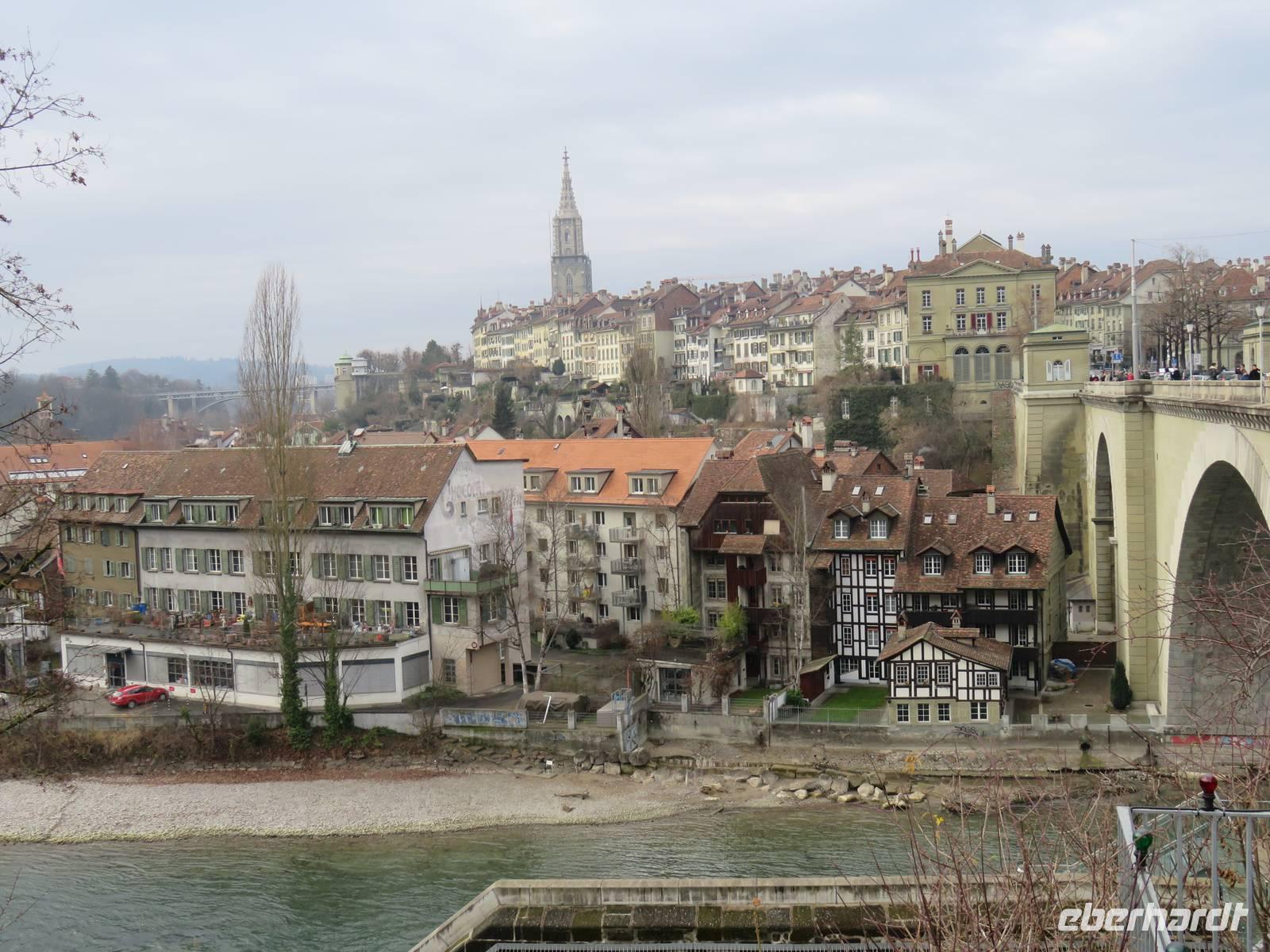 117 Silvester im Berner Oberland - Ausflug nach Bern - Blick über die Aare zur Altstadt