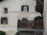 Glacier-Bernina-Reise, Ausflug ins Engadin, Besuch im Engadiner Dorf Guarda