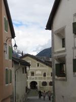 Glacier-Bernina-Reise, Ausflug ins Engadin, Besuch im Engadiner Dorf Guarda