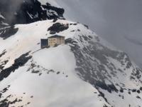 Glacier-Bernina-Reise, Ausflug auf den Gornergrat - Blick zur Hörnli-Hütte