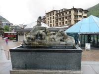 Glacier-Bernina-Reise, Zermat Murmeltier-Brunnen