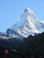 Glacier-Bernina-Reise, Zermatt Blick zum Matterhorn