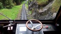 Alpnachstad,  die Fahrt mit der steilsten  Zahnradbahn zum Pilatus