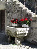 Estevayer-le-Lac. Brunnen
