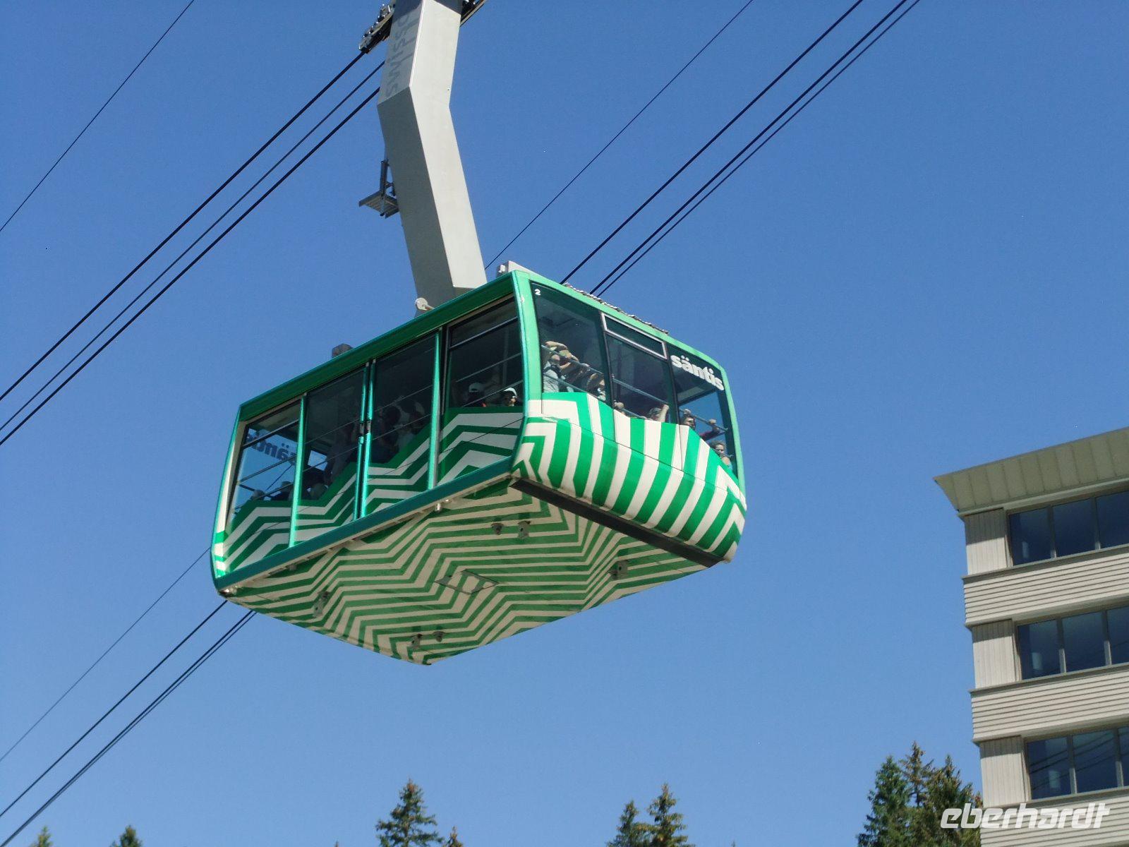 Mit der Säntis-Seilbahn geht es nach oben
